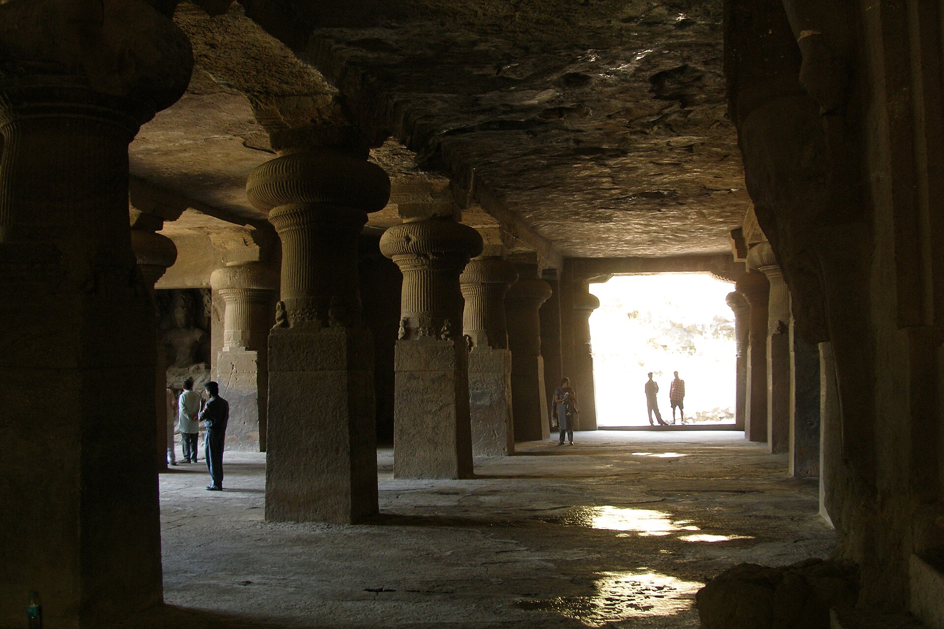Planning an Elephanta Caves visit starts with separating heritage facts from travel details